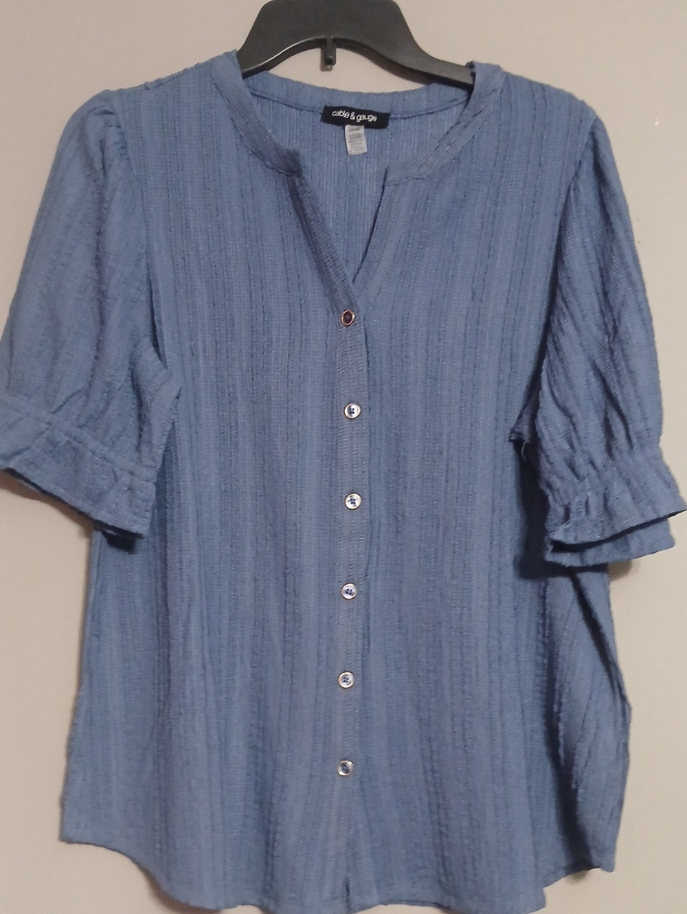Cable & Gauge Blue Button-Front Women's Top